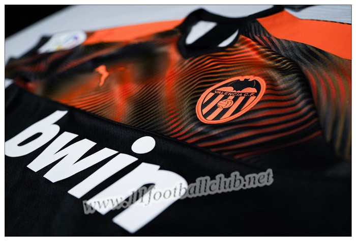 Nouveaux Maillot de Foot Valencia Enfant Exterieur Puma 19/20 Pas Cher